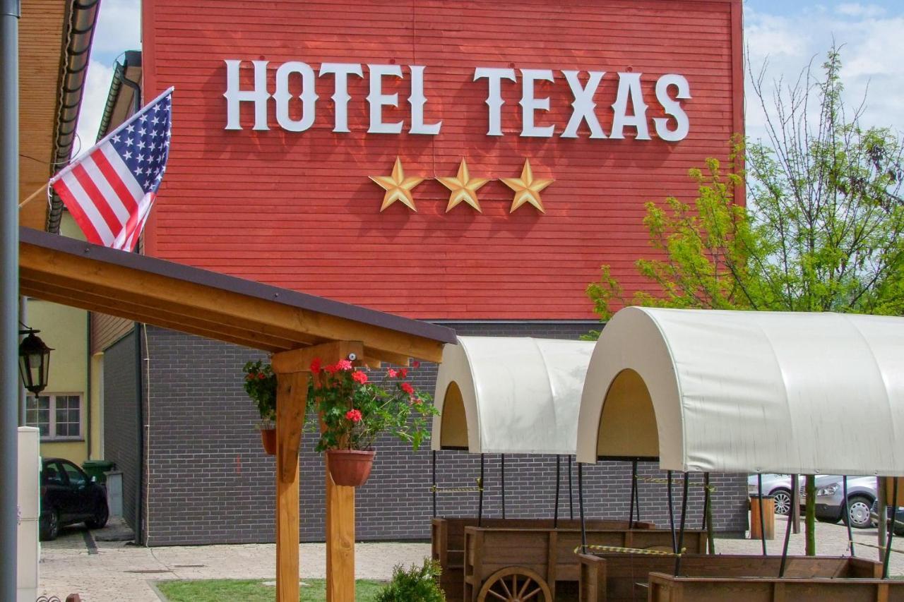Hotel Texas - ז'ורי מראה חיצוני תמונה
